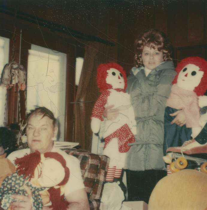 Portraits - Group, Leisure, history of Iowa, Iowa History, toy, doll, Iowa, Homes, Volker, Kurt, raggedy ann, Sumner, IA