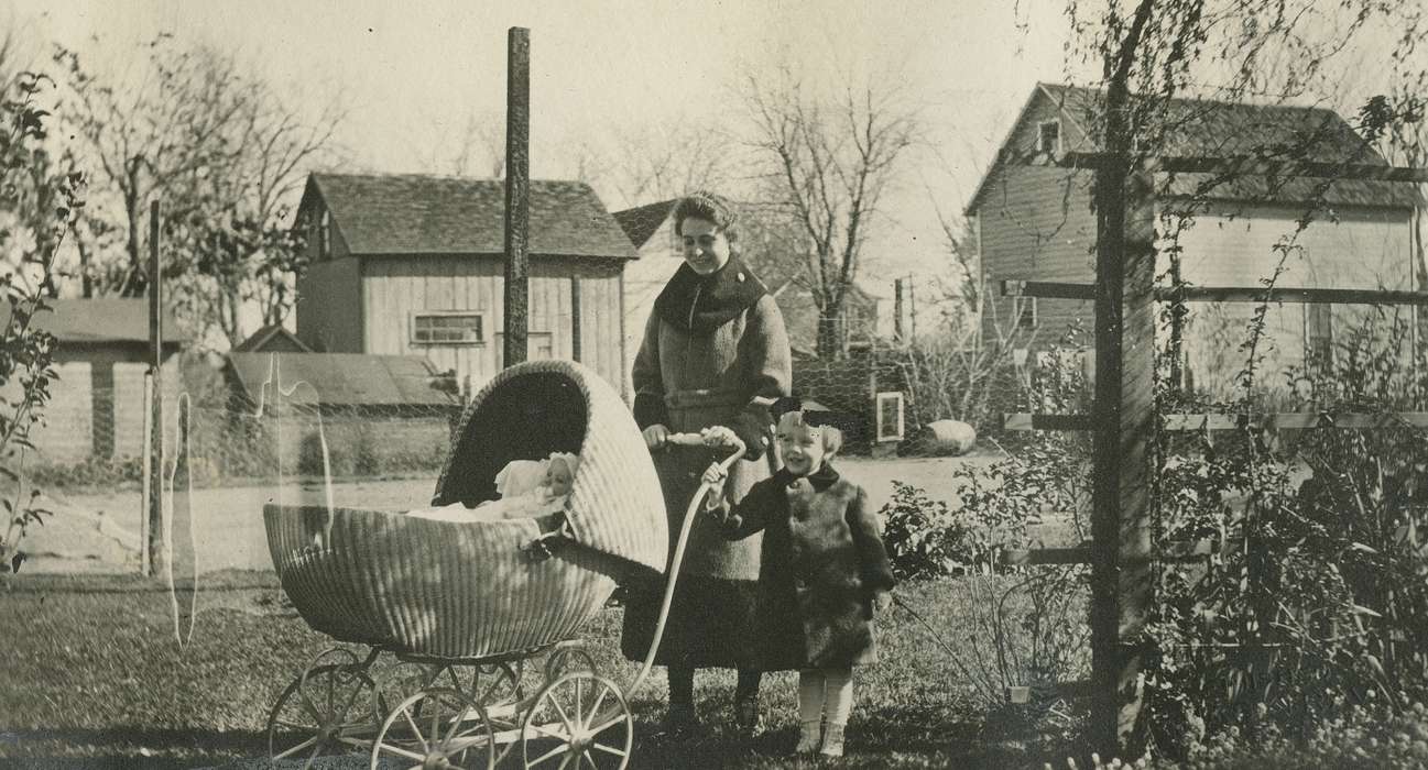 McMurray, Doug, baby carriage, Iowa History, Iowa, Webster City, IA, Families, history of Iowa