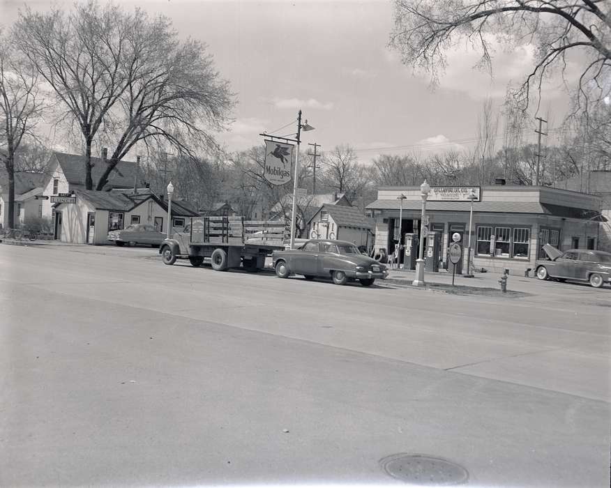 mainstreet, Main Streets & Town Squares, Waverly Public Library, history of Iowa, Iowa History, storefront, Motorized Vehicles, Businesses and Factories, Waverly, IA, gas station, Iowa, Cities and Towns, delivery truck, studebaker, gas pump