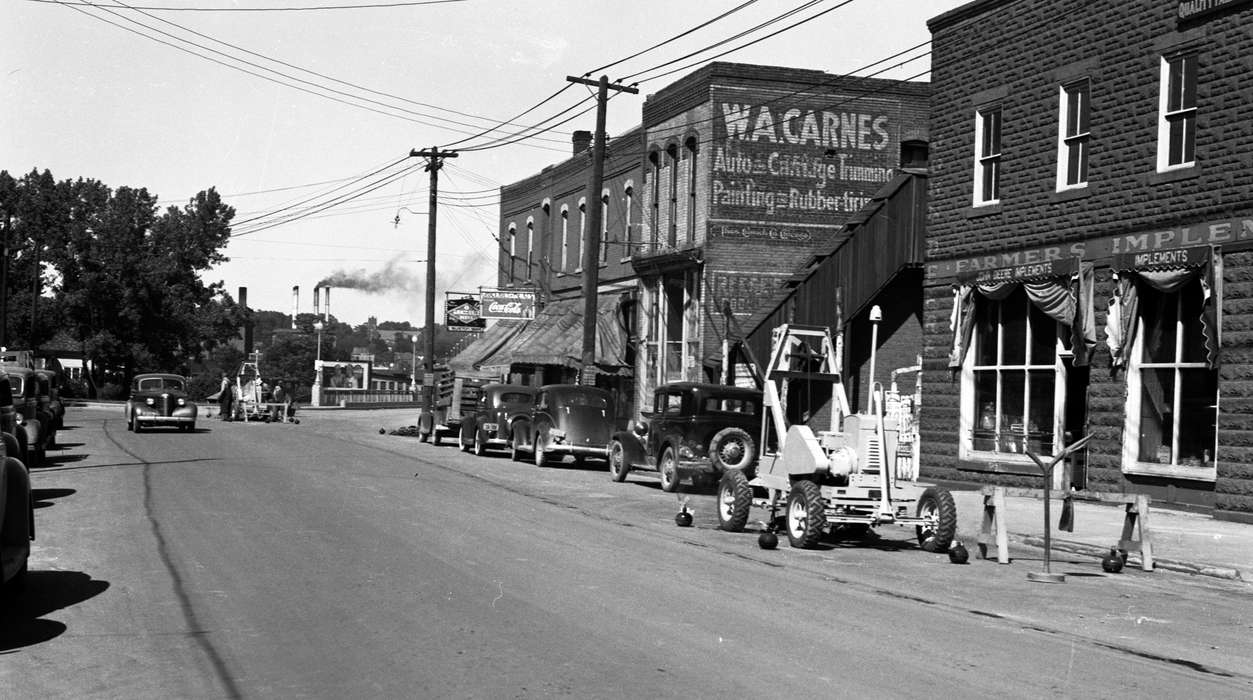 Iowa, Businesses and Factories, chimney, advertisement, car, Lemberger, LeAnn, Cities and Towns, Ottumwa, IA, street, history of Iowa, Motorized Vehicles, Iowa History