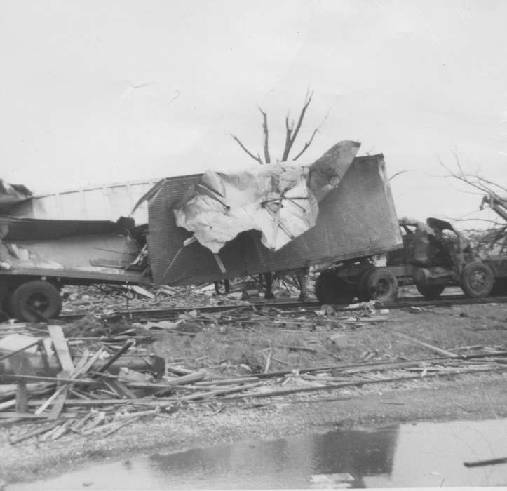 tornado, history of Iowa, Iowa History, Charles City, IA, Wrecks, Motorized Vehicles, accident, weather, Iowa, Lyman, Donna, semi