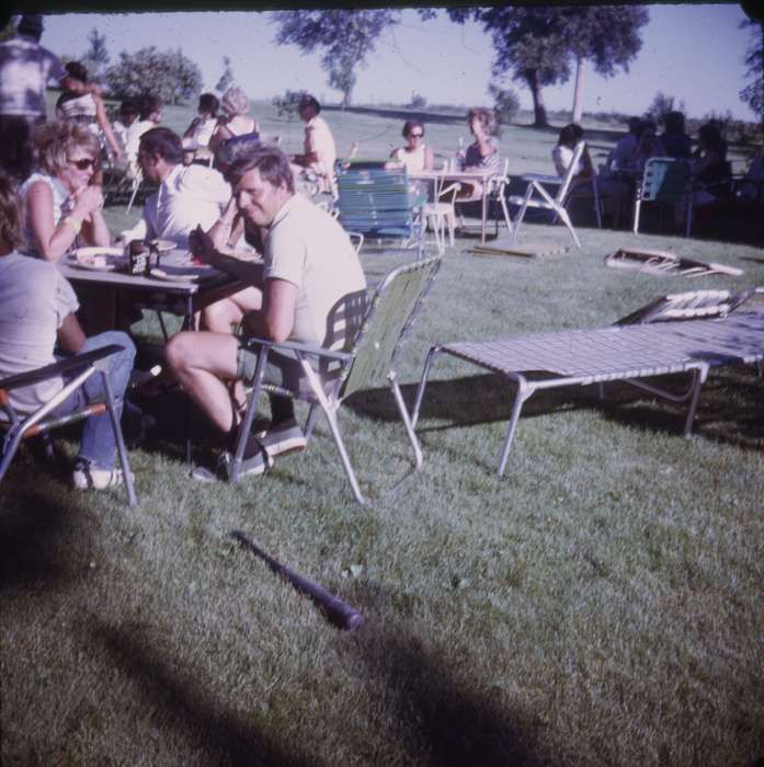 baseball bat, lawn chair, Iowa History, Holidays, Iowa, IA, Coonradt, Dee, history of Iowa, picnic, july 4, Leisure, Food and Meals