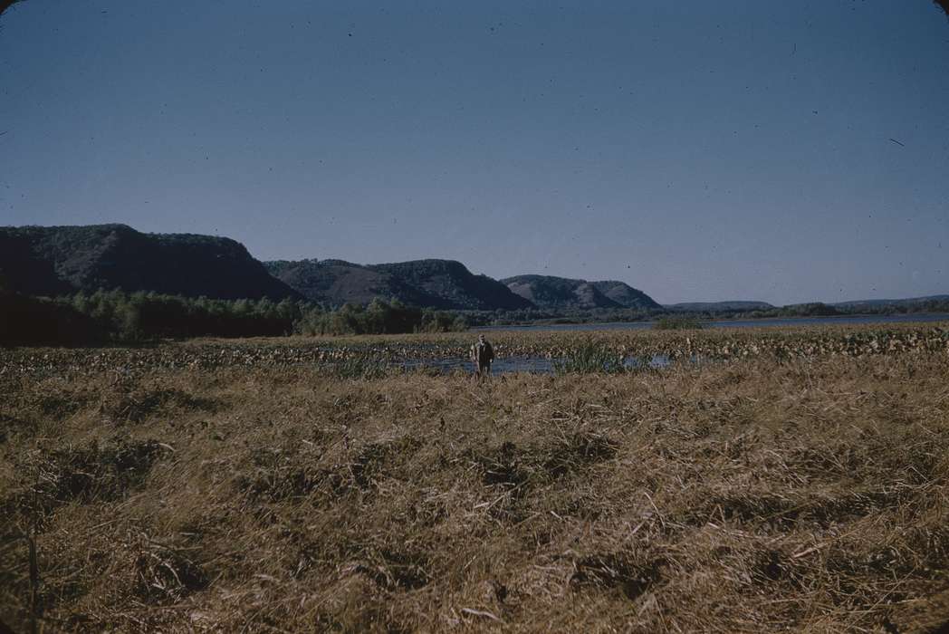 Outdoor Recreation, NE, IA, Iowa, grass, hunter, bluffs, Lakes, Rivers, and Streams, marsh, Sack, Renata, bluff, history of Iowa, Iowa History