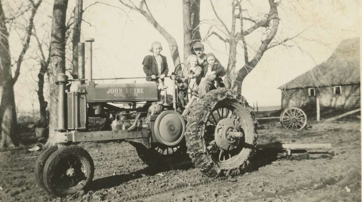 Portraits - Group, Farming Equipment, history of Iowa, Iowa History, john deere, tractor, Saathoff, Drucinda, Iowa, Humboldt, IA