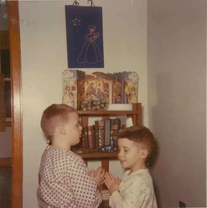 Portraits - Group, praying, Titonka, IA, history of Iowa, Iowa History, Schutter, Rachel, books, boys, prayer, Iowa, Homes, Children, Religion