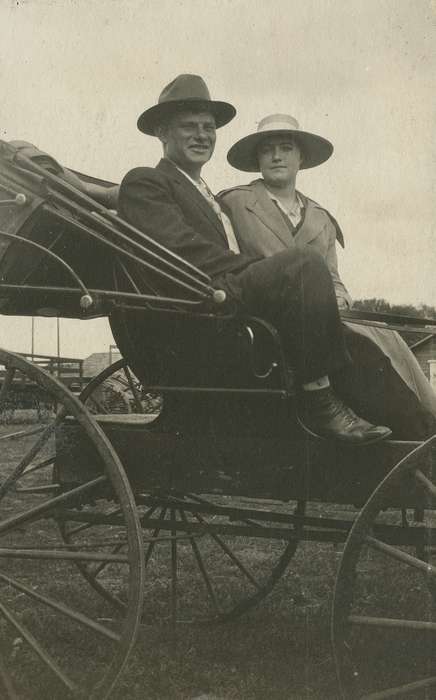 Portraits - Group, history of Iowa, Iowa, IA, carriage, Iowa History, McMurray, Doug