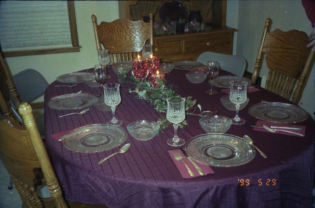 Sheffield, IA, Iowa, Bohach, Beverly, Homes, dining set, dining room, history of Iowa, Iowa History