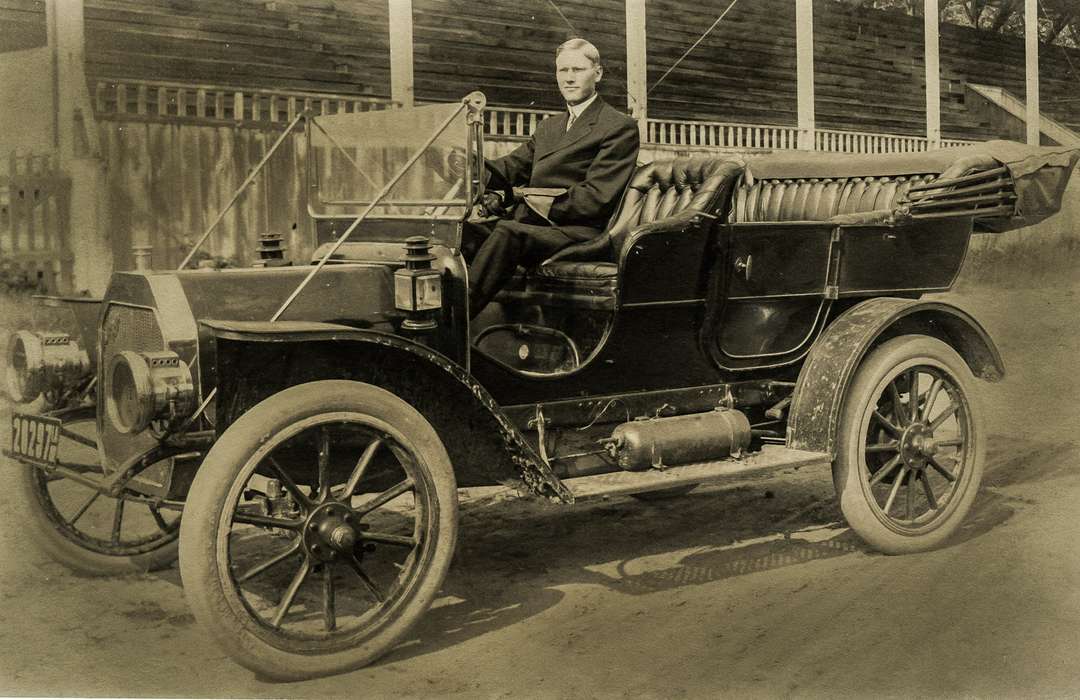 history of Iowa, Iowa History, Motorized Vehicles, car, Anamosa Library & Learning Center, Iowa, Anamosa, IA, grandstand