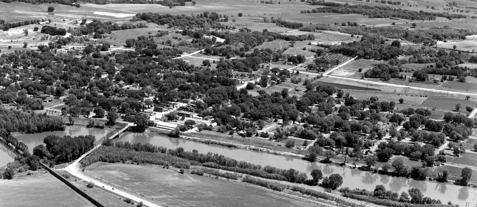 bridge, Iowa History, history of Iowa, Lemberger, LeAnn, Eddyville, IA, Lakes, Rivers, and Streams, Aerial Shots, Iowa, Cities and Towns