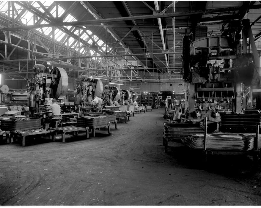 history of Iowa, Iowa History, Ottumwa, IA, factory, Businesses and Factories, Iowa, Lemberger, LeAnn, Labor and Occupations