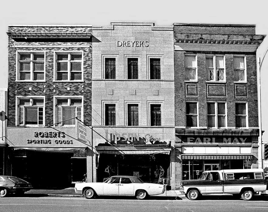 Businesses and Factories, mainstreet, car, Cities and Towns, storefront, Iowa, Motorized Vehicles, Iowa History, Lemberger, LeAnn, Ottumwa, IA, street, Main Streets & Town Squares, downtown, history of Iowa