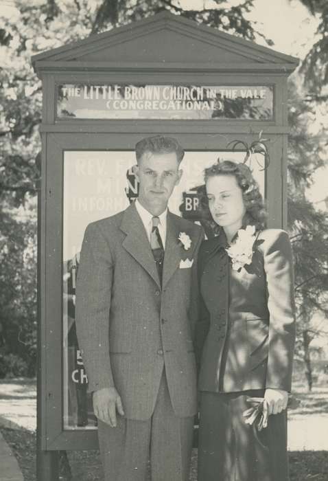 Portraits - Group, history of Iowa, Religious Structures, Iowa History, Nashua, IA, little brown church, Iowa, King, Tom and Kay, Weddings