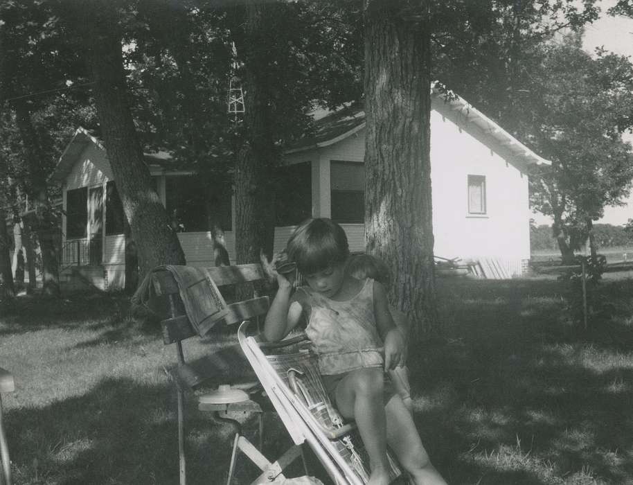 history of Iowa, Iowa History, lawn chair, Iowa, Farms, house, Volker, Kurt, Children, Okoboji, IA