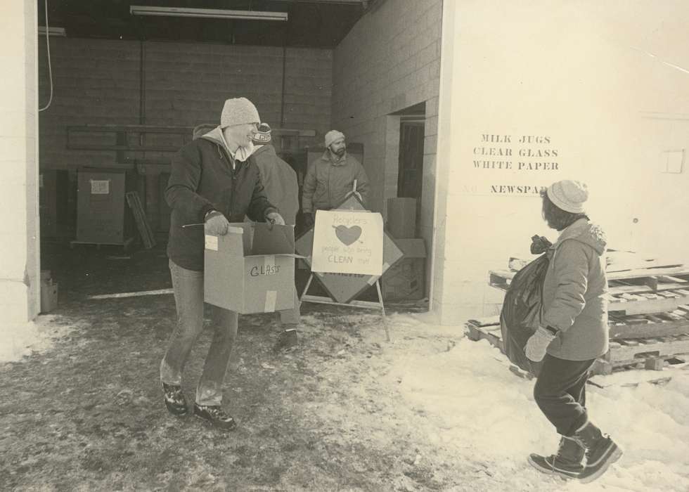 Waverly Public Library, history of Iowa, mittens, Iowa History, Winter, Businesses and Factories, Waverly, IA, coat, snow, Iowa, sign, box, hat, bag