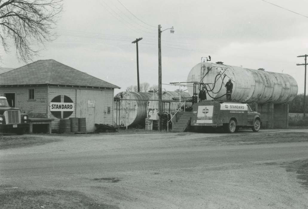 Waverly Public Library, history of Iowa, Iowa History, standard oil, oil, Iowa, tank, Labor and Occupations