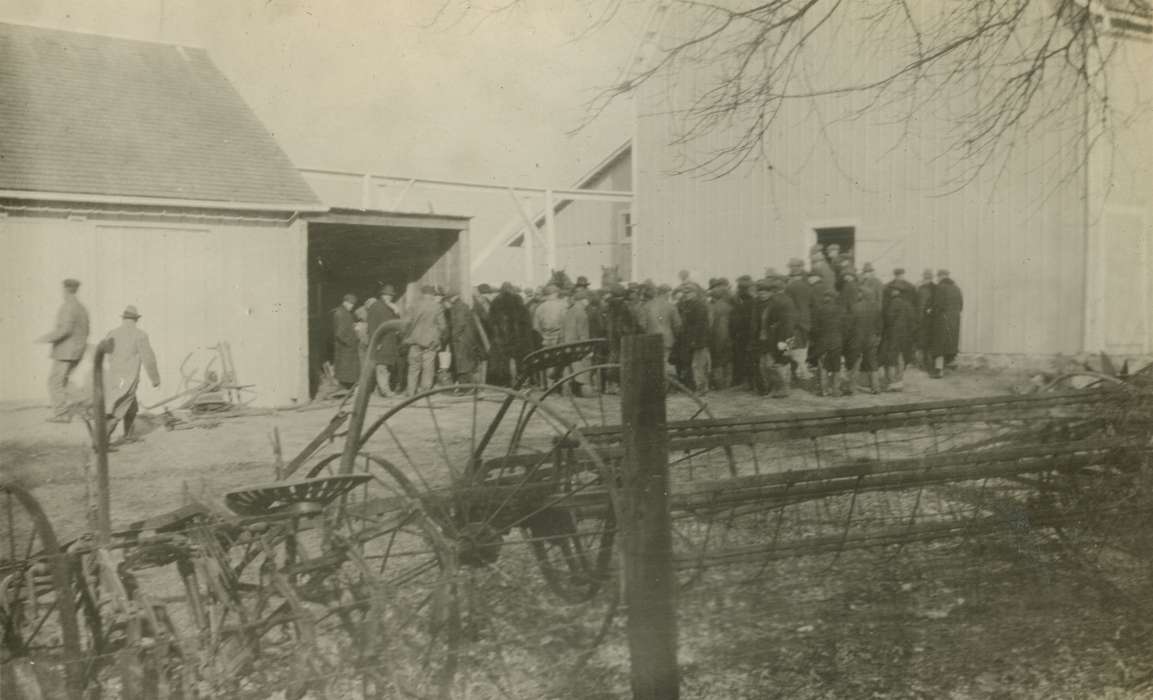 Macey, IA, Iowa, Barns, farm sale, Farms, auction, history of Iowa, Iowa History, Mortenson, Jill