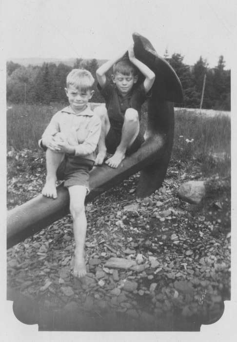 Portraits - Group, history of Iowa, Iowa, IA, King, Tom and Kay, Iowa History, Children