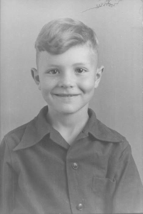 history of Iowa, Iowa History, smile, Coralville, IA, Iowa, hairstyle, Children, cheek, Courtney, Patricia, Portraits - Individual