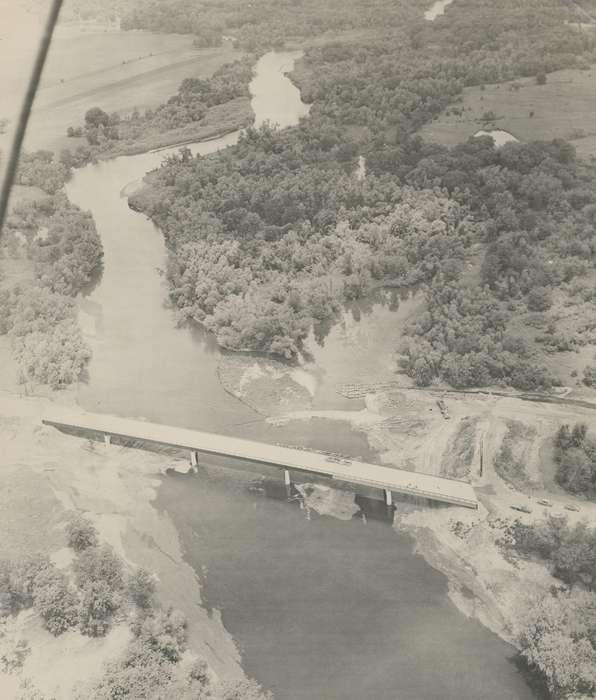 Aerial Shots, history of Iowa, bridge, Lakes, Rivers, and Streams, Iowa, correct date needed, Waverly Public Library, Bremer County, IA, river, Iowa History, tree