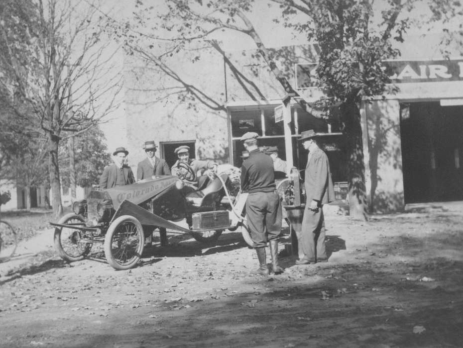 history of Iowa, Vinton, IA, Iowa History, Iowa, Motorized Vehicles, car, Mullenix, Angie