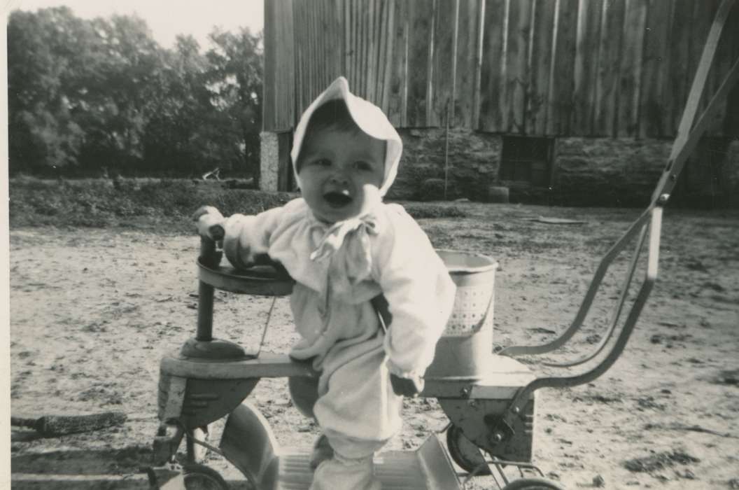 history of Iowa, Iowa History, Decorah, IA, Barns, Logsdon, Teryl, Iowa, Farms, Children, baby, Portraits - Individual