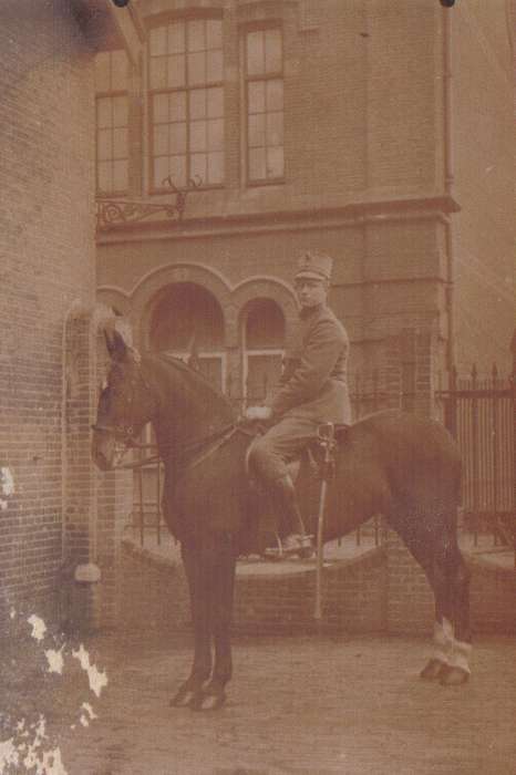 Iowa, Animals, Military and Veterans, horse, Carlson, Julie, Rinsumageest, history of Iowa, Iowa History