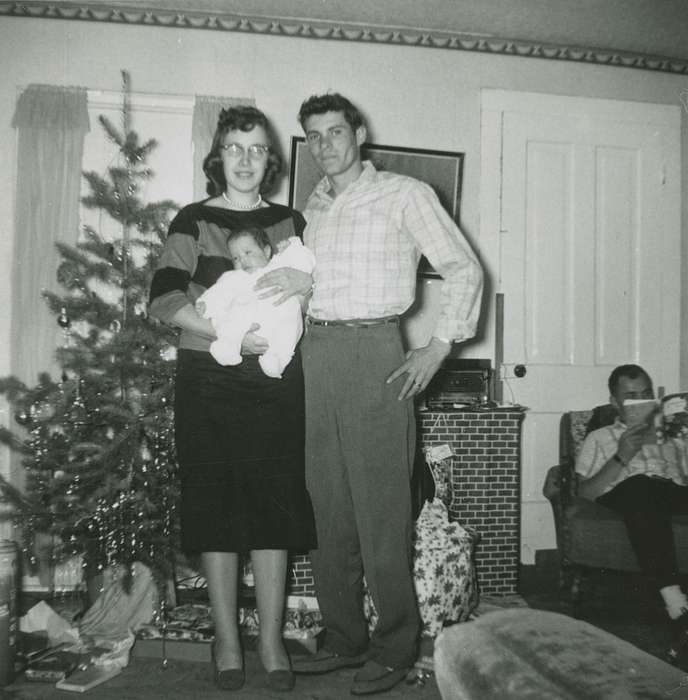 baby, Kime, Irma, Iowa History, Holidays, Children, Iowa, christmas, christmas tree, history of Iowa, Portraits - Group, Homes, Families, Hawkeye, IA