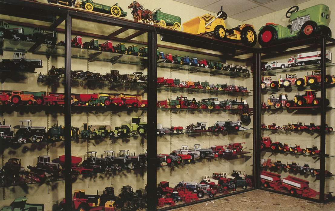 international harvester, history of Iowa, Iowa History, IA, Entertainment, john deere, toy, Dean, Shirley, tractors, Iowa, collection