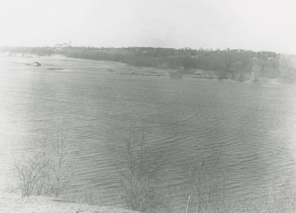 history of Iowa, Landscapes, Waverly Public Library, storm damage, Waverly, IA, Iowa, trees, Aerial Shots, Iowa History, Floods, Cities and Towns, Wrecks