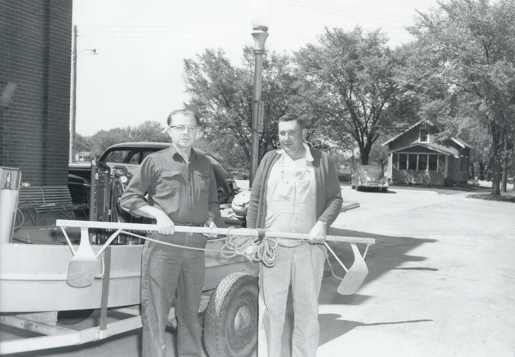 history of Iowa, Portraits - Group, Waverly Public Library, Iowa, car, men, Iowa History, correct date needed, IA