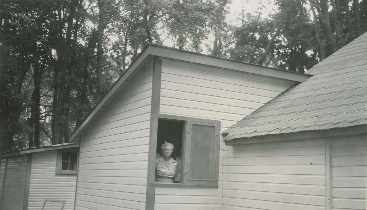 cabin, Clear Lake, IA, history of Iowa, Iowa History, window, Iowa, Homes, McMurray, Doug, Portraits - Individual