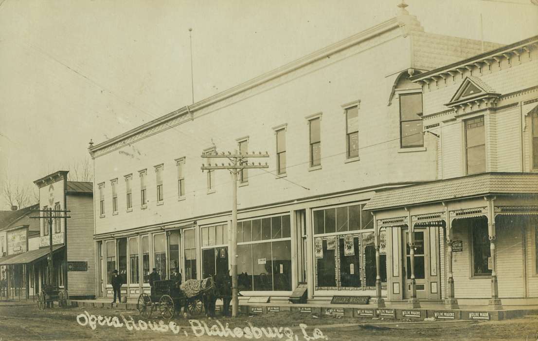 Blakesburg, IA, history of Iowa, opera house, Lemberger, LeAnn, Iowa, horse and buggy, main street, Entertainment, Iowa History