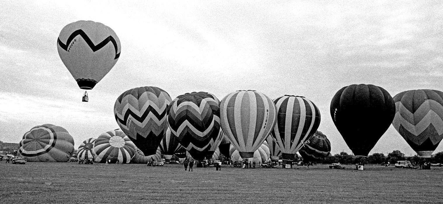 Ottumwa, IA, Fairs and Festivals, history of Iowa, Lemberger, LeAnn, crowd, Iowa, air balloon, race, Entertainment, Iowa History