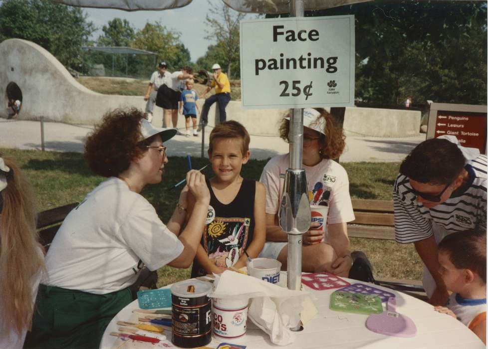 Fairs and Festivals, history of Iowa, paint, hat, Scholtec, Emily, Iowa, Des Moines, IA, Children, zoo, Iowa History, glasses