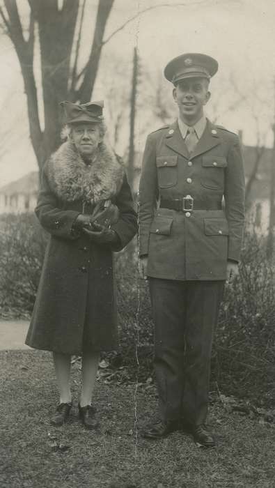 Portraits - Group, Military and Veterans, history of Iowa, Iowa History, Webster City, IA, world war ii, Iowa, McMurray, Doug