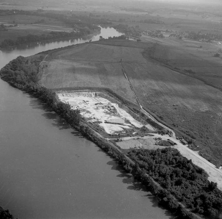 Aerial Shots, history of Iowa, Iowa History, Iowa, Lemberger, LeAnn, Labor and Occupations, Ottumwa, IA