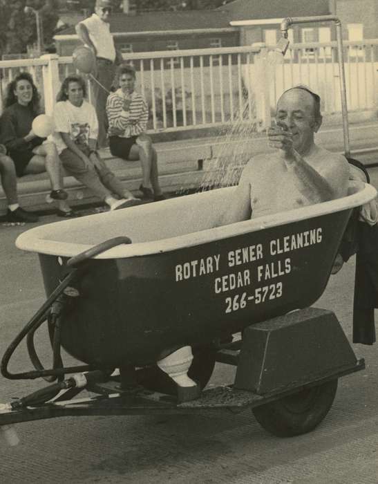 festival, Main Streets & Town Squares, Waverly Public Library, history of Iowa, Iowa History, Entertainment, Waverly, IA, Fairs and Festivals, parade float, Iowa, Children, Leisure