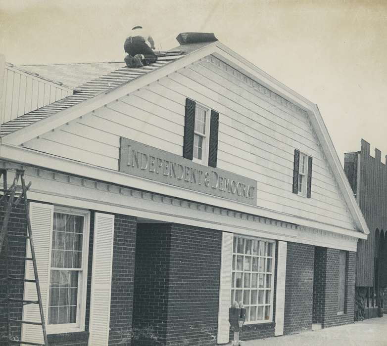 Main Streets & Town Squares, history of Iowa, parking meter, newspaper, Iowa History, window, Businesses and Factories, brick building, Waverly, IA, building, Iowa, Cities and Towns, correct date needed, ladder, roof, Waverly Public Library, Labor and Occupations