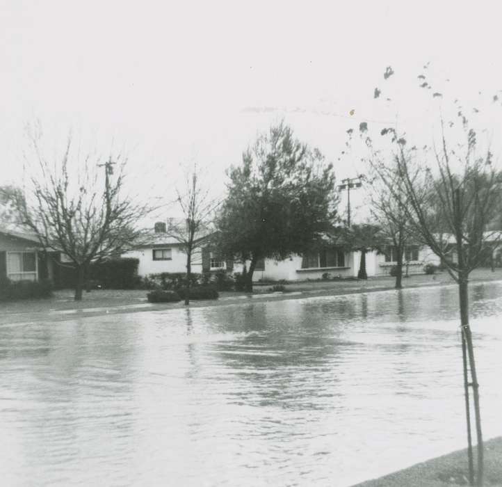 neighborhood, Cities and Towns, Iowa History, Lakes, Rivers, and Streams, Iowa, Conklin, Beverly, Floods, Waverly, IA, history of Iowa