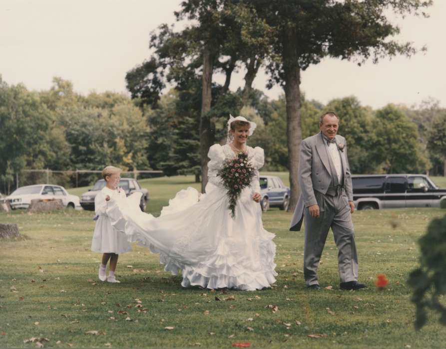 bride, Weddings, history of Iowa, wedding dress, groom, Charles City, IA, Iowa, Wickwire (Uker), Cheryl, Iowa History, Portraits - Group