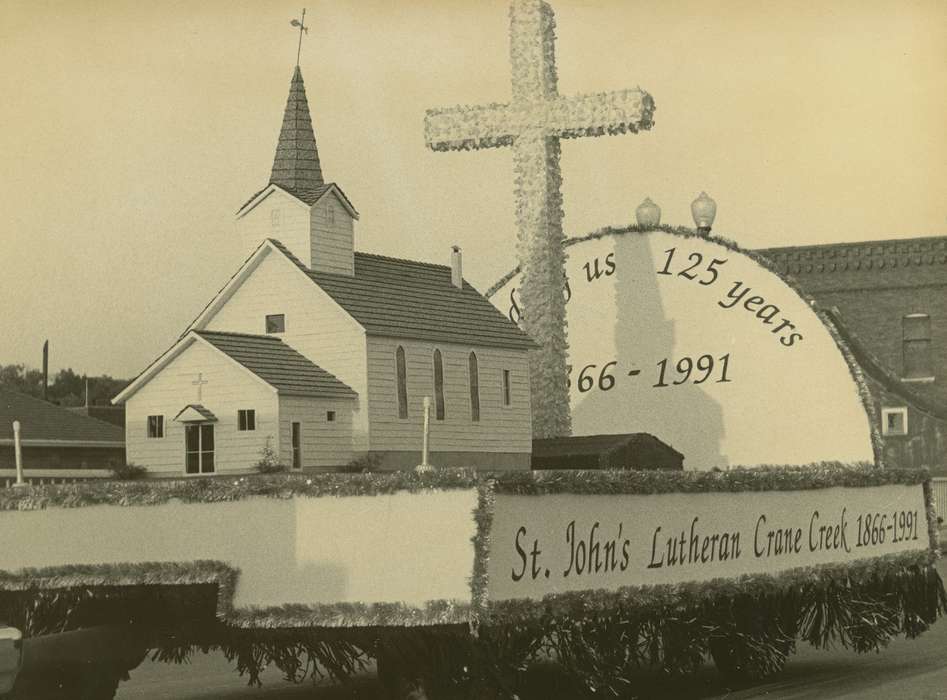 festival, Main Streets & Town Squares, Waverly Public Library, history of Iowa, Religious Structures, Iowa History, Entertainment, Waverly, IA, Fairs and Festivals, parade float, Iowa, Leisure