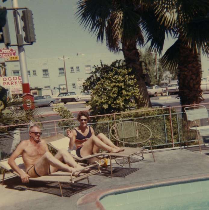 Portraits - Group, Travel, Leisure, Grassi, Connie, history of Iowa, Iowa History, swimming pool, cigarette, Iowa, CA, motel, pool
