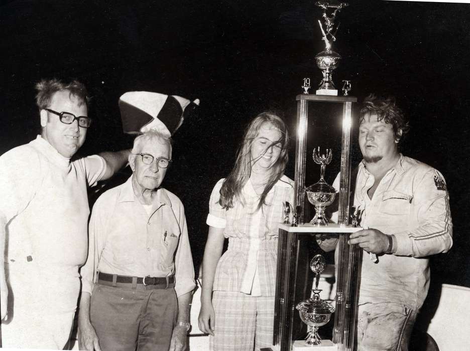 Waterloo, IA, history of Iowa, Motorized Vehicles, Volgarino, Jim, Iowa, car, Entertainment, Iowa History, tunis speedway, Portraits - Group