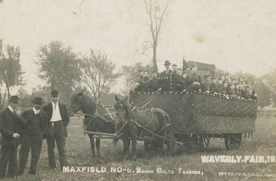 men, history of Iowa, women, Iowa History, children, Fairs and Festivals, horse drawn wagon, Iowa, Waverly Public Library