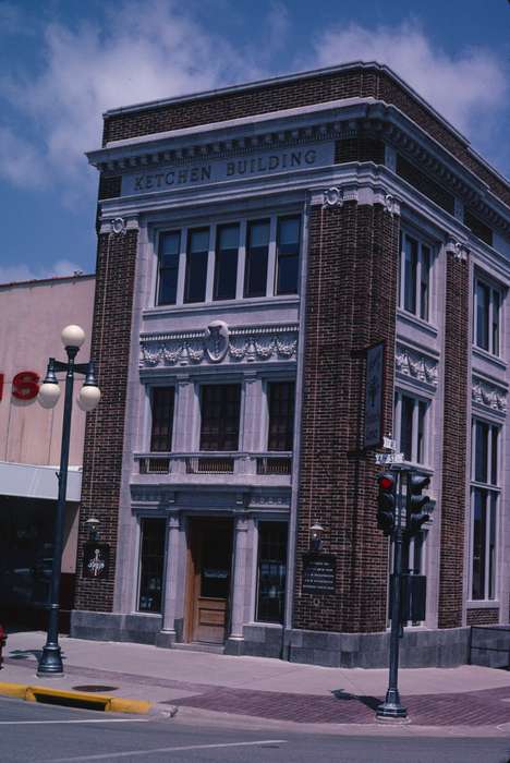 Cities and Towns, stoplight, architecture, Library of Congress, Iowa, corner, history of Iowa, Iowa History, Businesses and Factories, brick