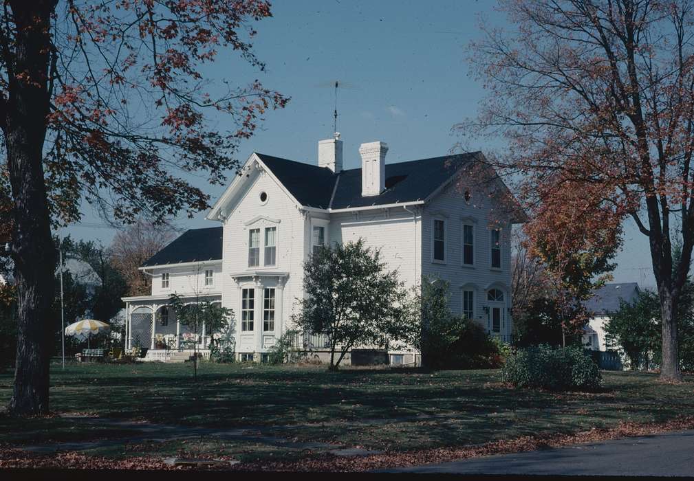 IA, Homes, history of Iowa, yard, Iowa, Zischke, Ward, house, trees, Iowa History