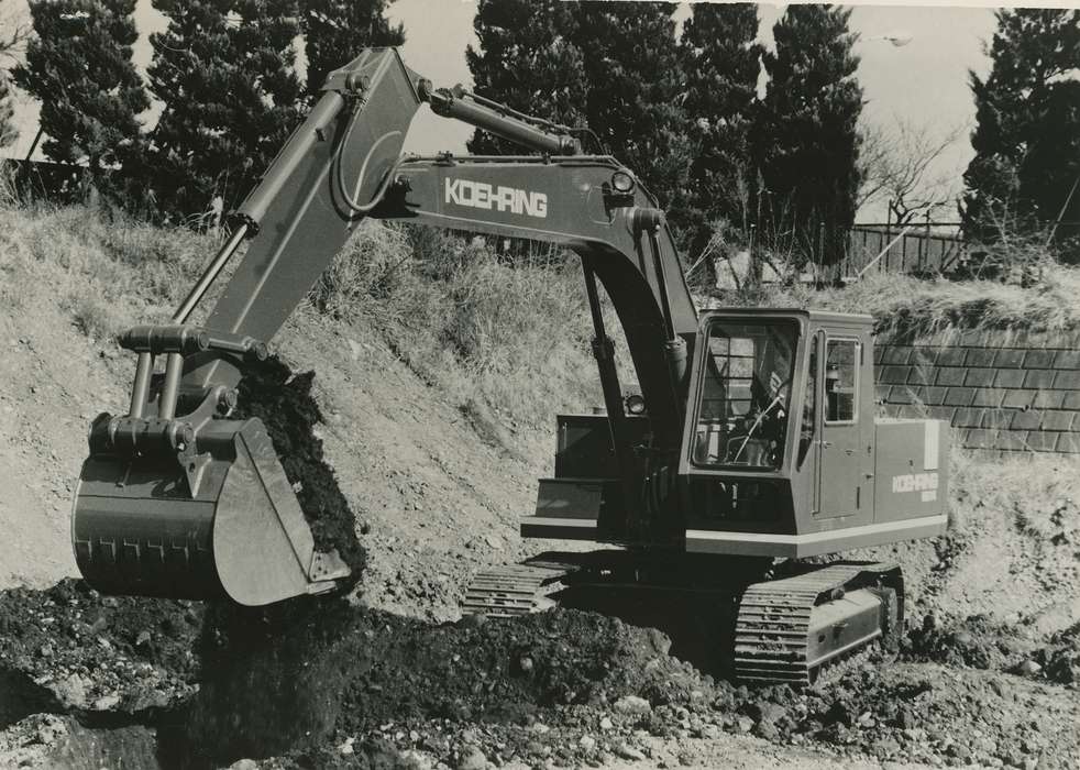 history of Iowa, bulldozer, Waverly Public Library, Iowa, Motorized Vehicles, backhoe, Bremer County, IA, Iowa History, Labor and Occupations