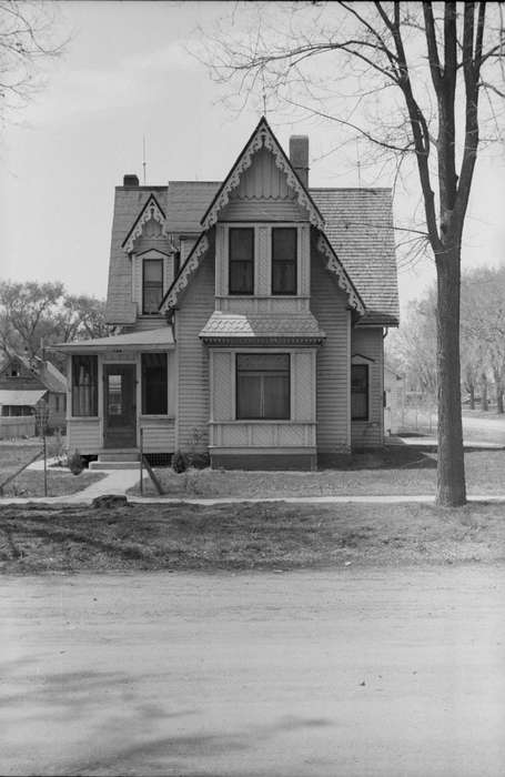 Cities and Towns, window, house, Homes, architecture, Library of Congress, victorian, Iowa, history of Iowa, Iowa History