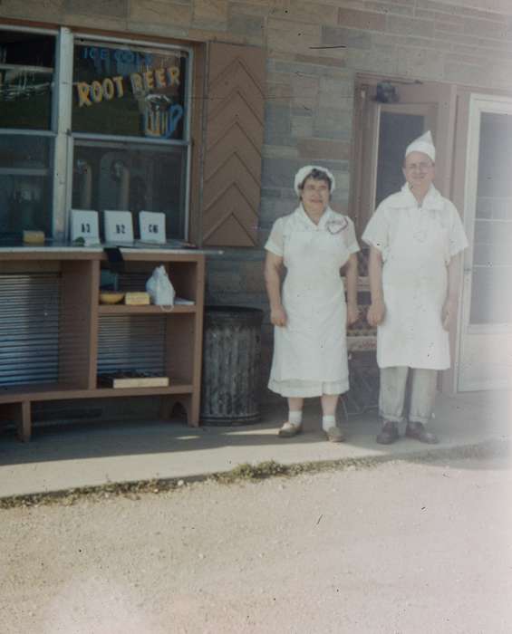 Portraits - Group, uniform, Iowa, restaurant, Des Moines, IA, Campopiano Von Klimo, Melinda, Businesses and Factories, history of Iowa, Iowa History