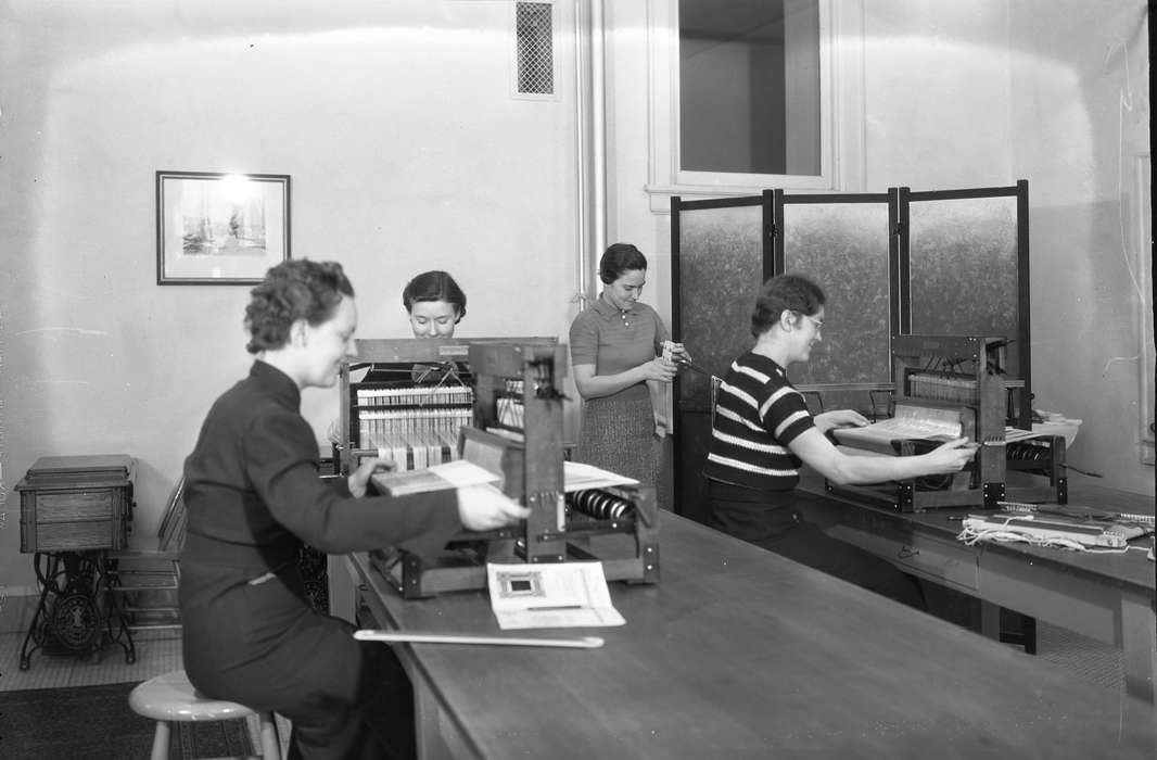 Cedar Falls, IA, history of Iowa, Iowa History, weaving, uni, iowa state teachers college, UNI Special Collections & University Archives, Iowa, Schools and Education, university of northern iowa